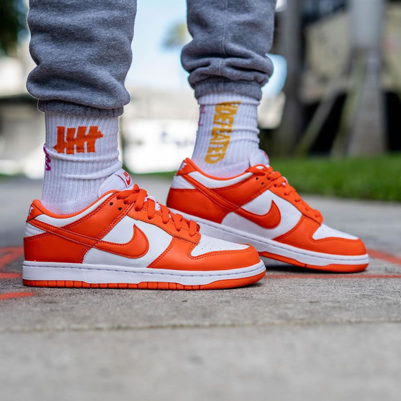 Nike Sb Dunk Low Sp Syracuse Orange Blaze Cu1726 101 On Feet (2) - newkick.cc