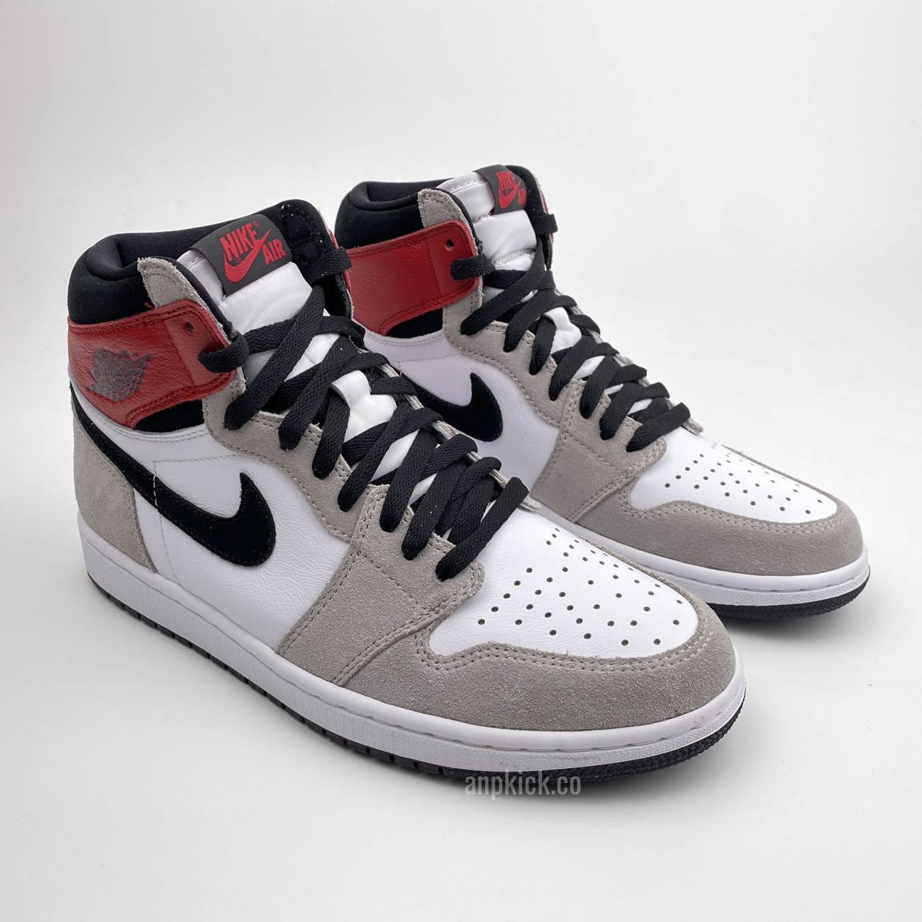 Air Jordan 1 Retro High Light Smoke Grey 2020 New Release 555088 126 (4) - newkick.cc