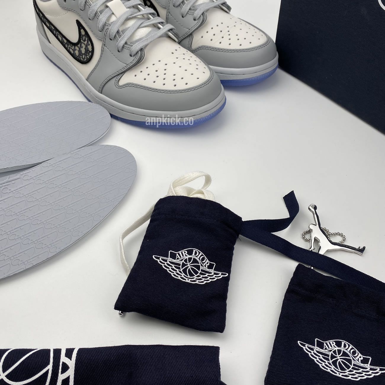 Dior Air Jordan 1 Low Release Date Cn8608 002 (15) - newkick.cc