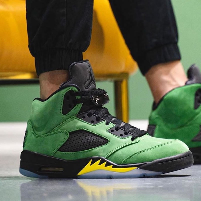 Air Jordan 5 Oregon Ducks Elevate 2020 On Feet Ck6631 307 (1) - newkick.cc