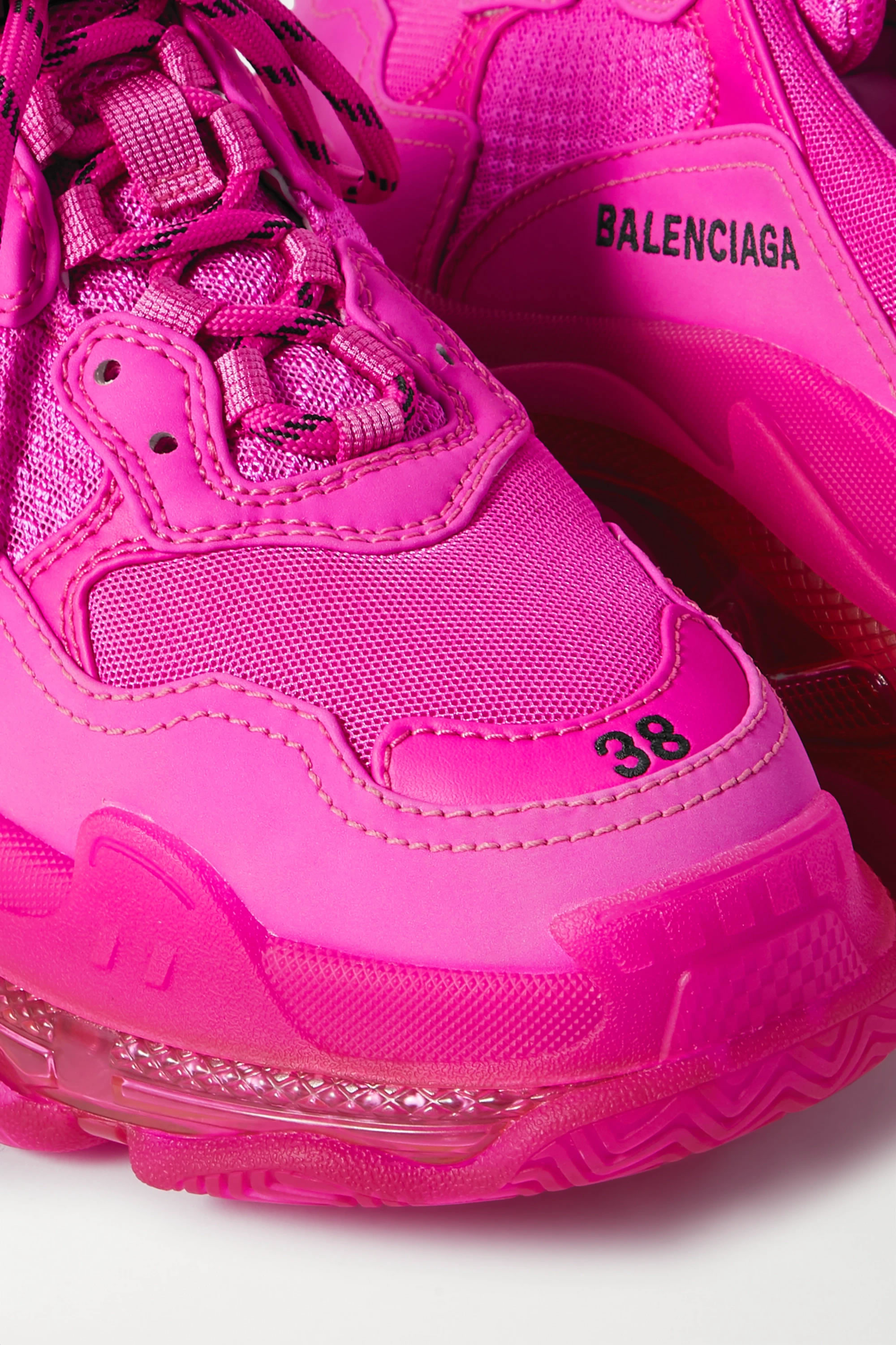 Balenciaga Triple S Pink Clear Sole Logo Embroidered Foam Mesh Sneakers (3) - newkick.cc