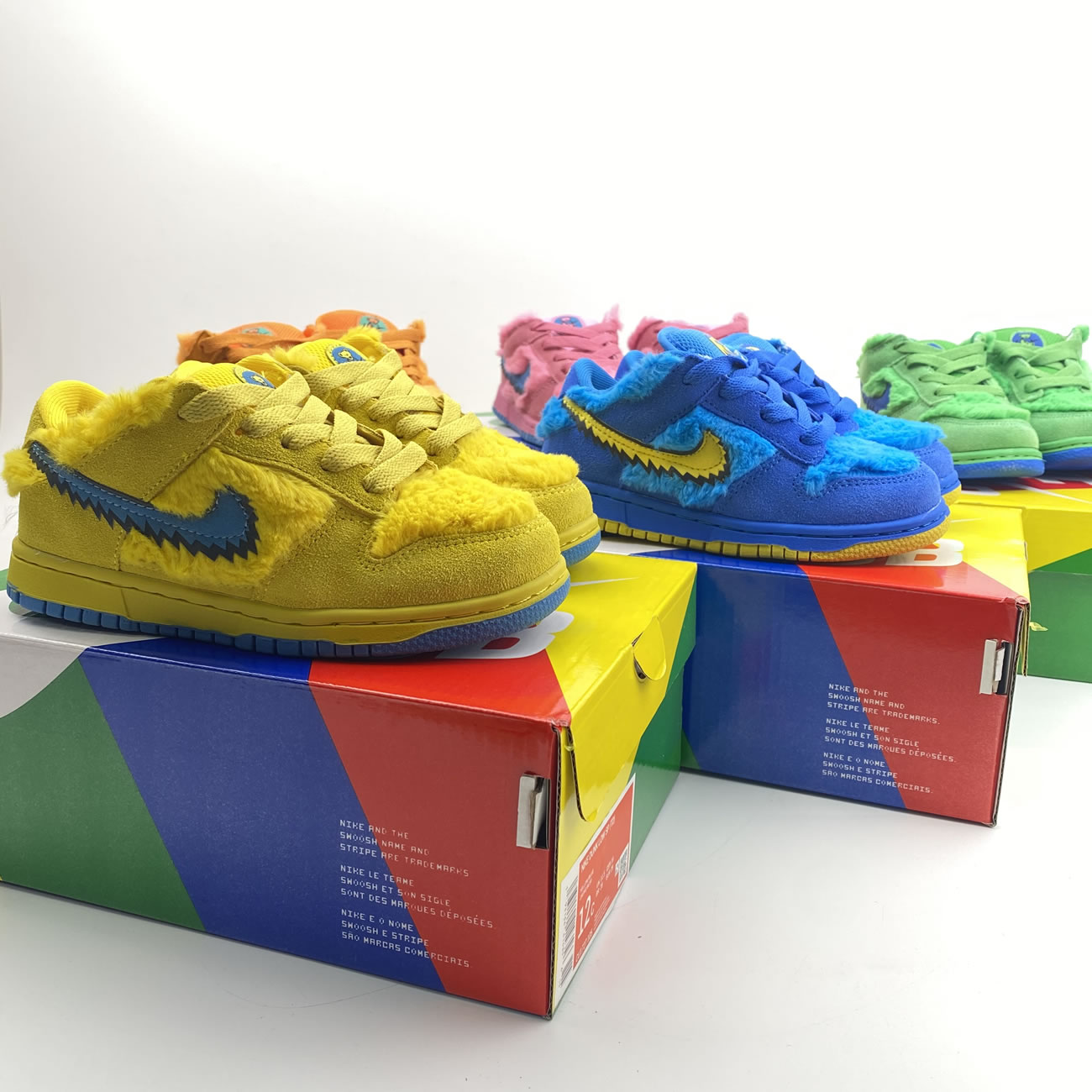 Kids Childrens Grateful Dead Bears Nike Sb Dunk Low Yellow Pink Orange Blue Green Release For Sale (4) - newkick.cc