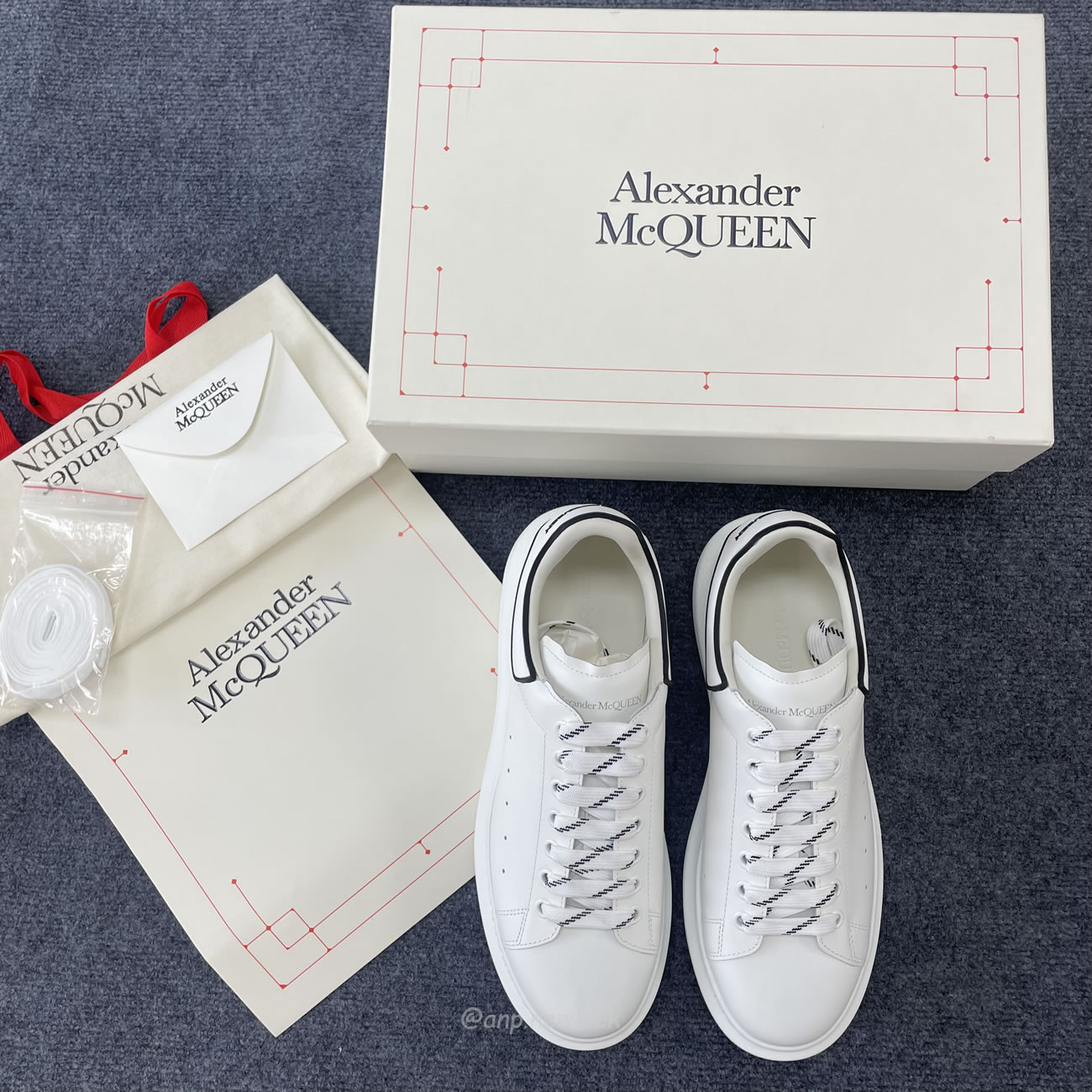 Alexander Mcqueen Oversized Sneaker White Black 625156 Whxmt 9074 (9) - newkick.cc