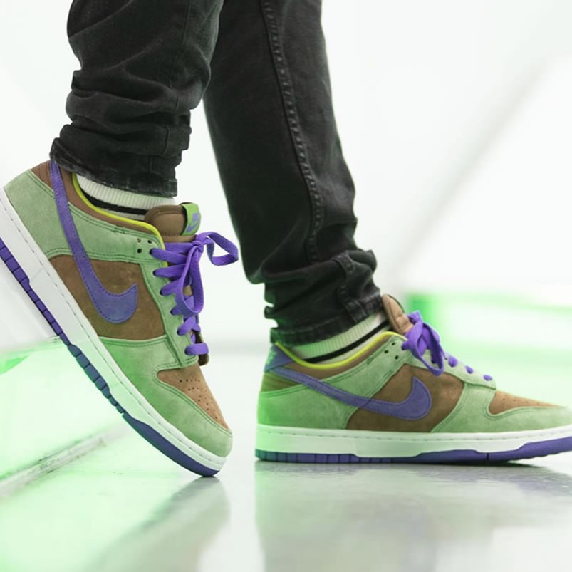 Nike Dunk Low Sp Veneer Autumn Green Deep Purple On Feet Da1469 200 (1) - newkick.cc