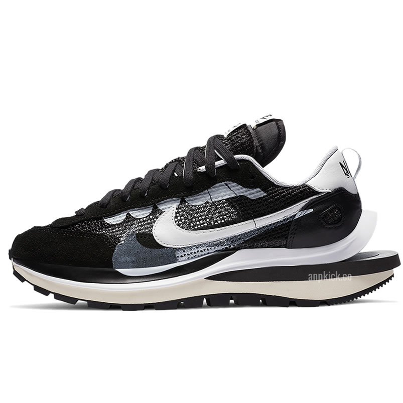 Sacai Nike Vaporwaffle Black Cv1363 001 (1) - newkick.cc