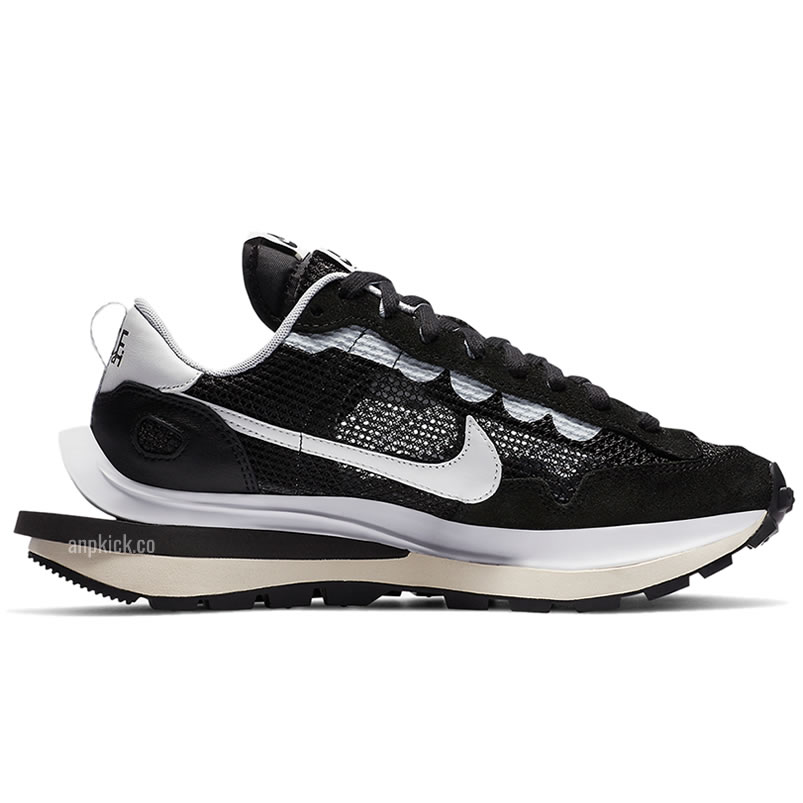 Sacai Nike Vaporwaffle Black Cv1363 001 (2) - newkick.cc