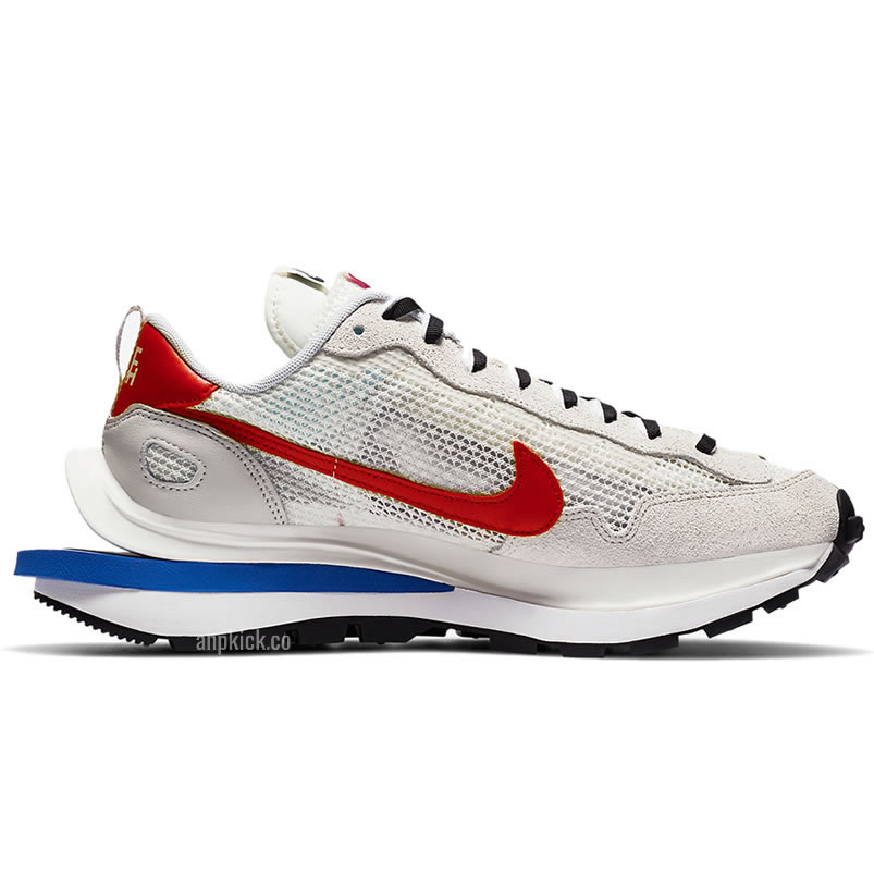 Sacai Nike Vaporwaffle Sail Cv1363 100 (2) - newkick.cc