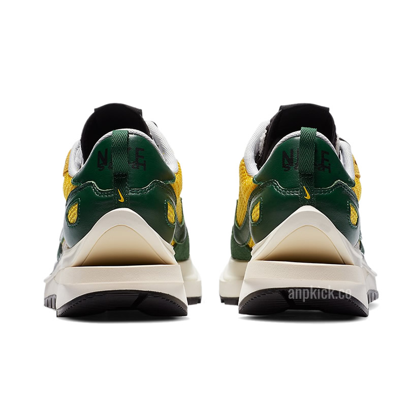 Sacai Nike Vaporwaffle Tour Yellow Stadium Green Sail Cv1363 700 (5) - newkick.cc