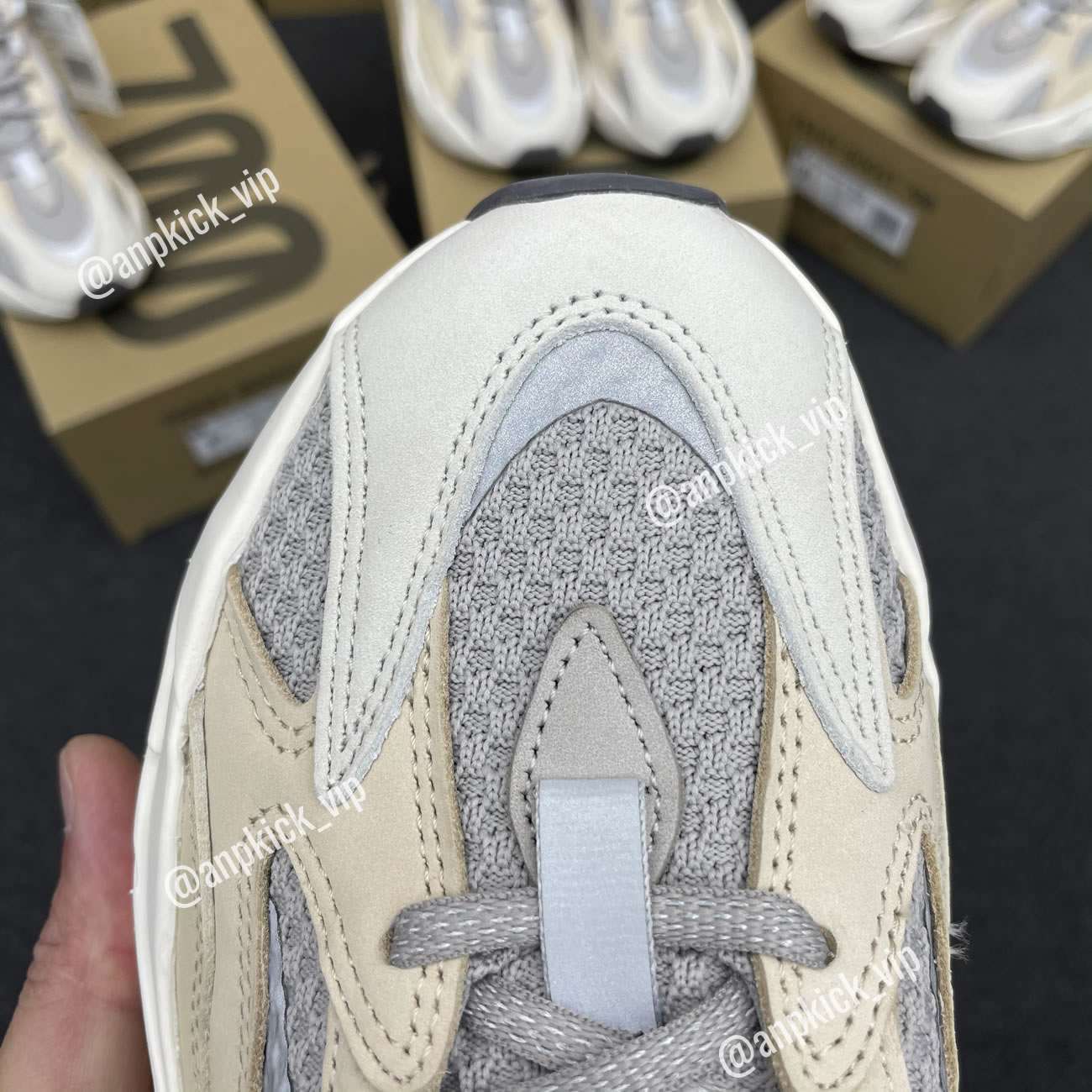 Adidas Yeezy Boost 700 V2 Cream Gy7924 (13) - newkick.cc