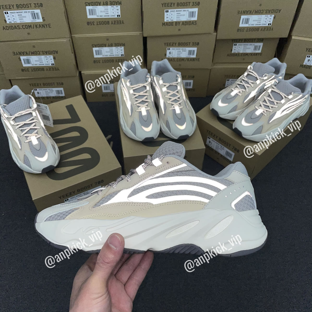 Adidas Yeezy Boost 700 V2 Cream Gy7924 (14) - newkick.cc