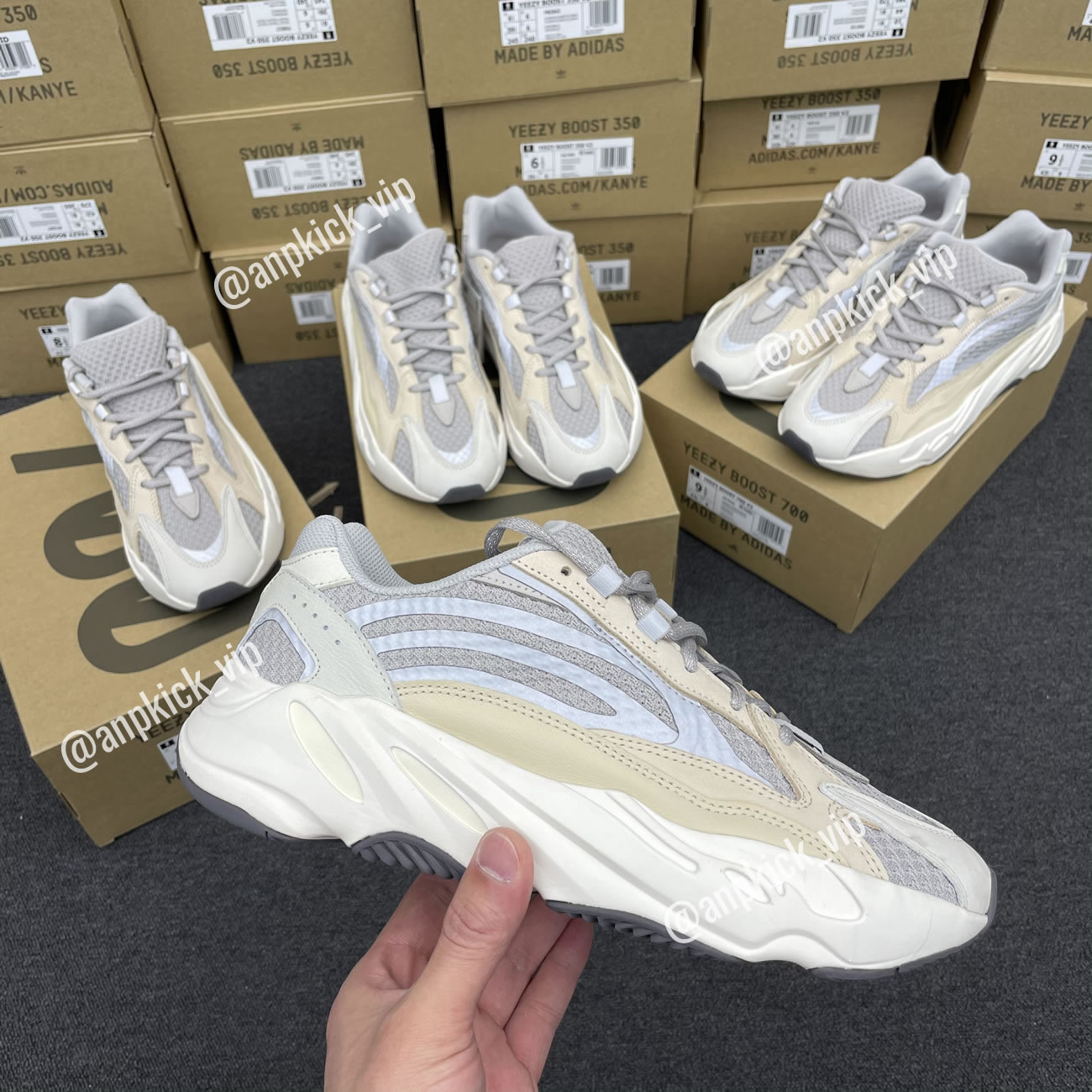 Adidas Yeezy Boost 700 V2 Cream Gy7924 (8) - newkick.cc