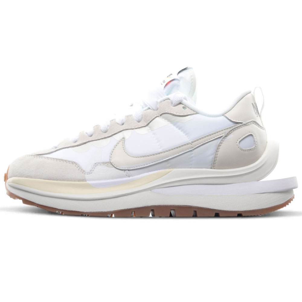 Sacai Nike Vaporwaffle Sail Dd1875 100 (1) - newkick.cc