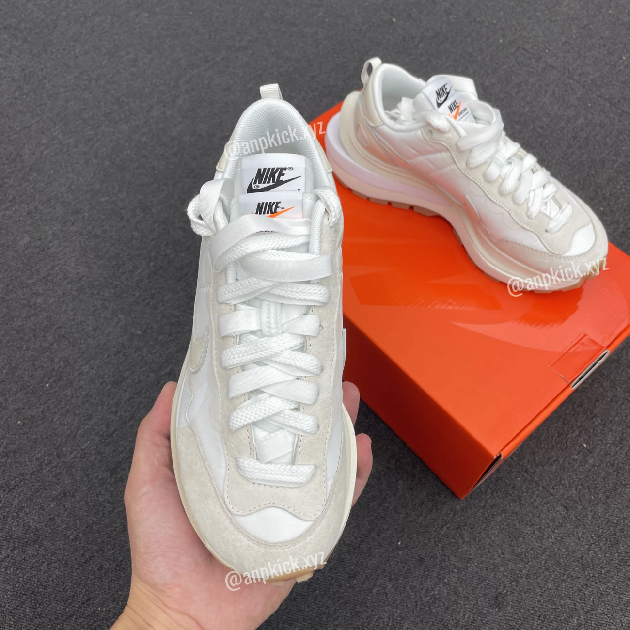 Sacai Nike Vaporwaffle Sail Dd1875 100 (5) - newkick.cc