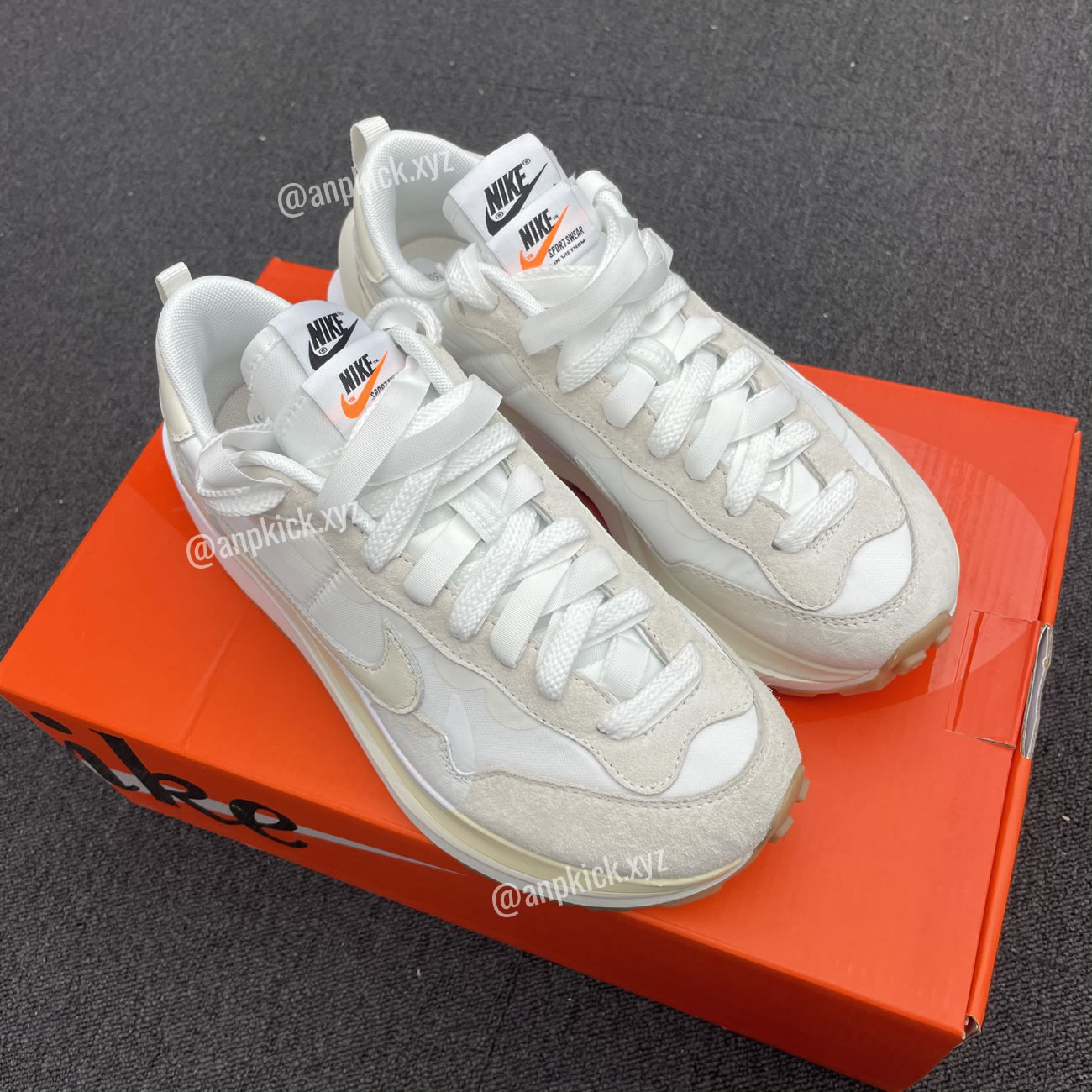 Sacai Nike Vaporwaffle Sail Dd1875 100 (7) - newkick.cc