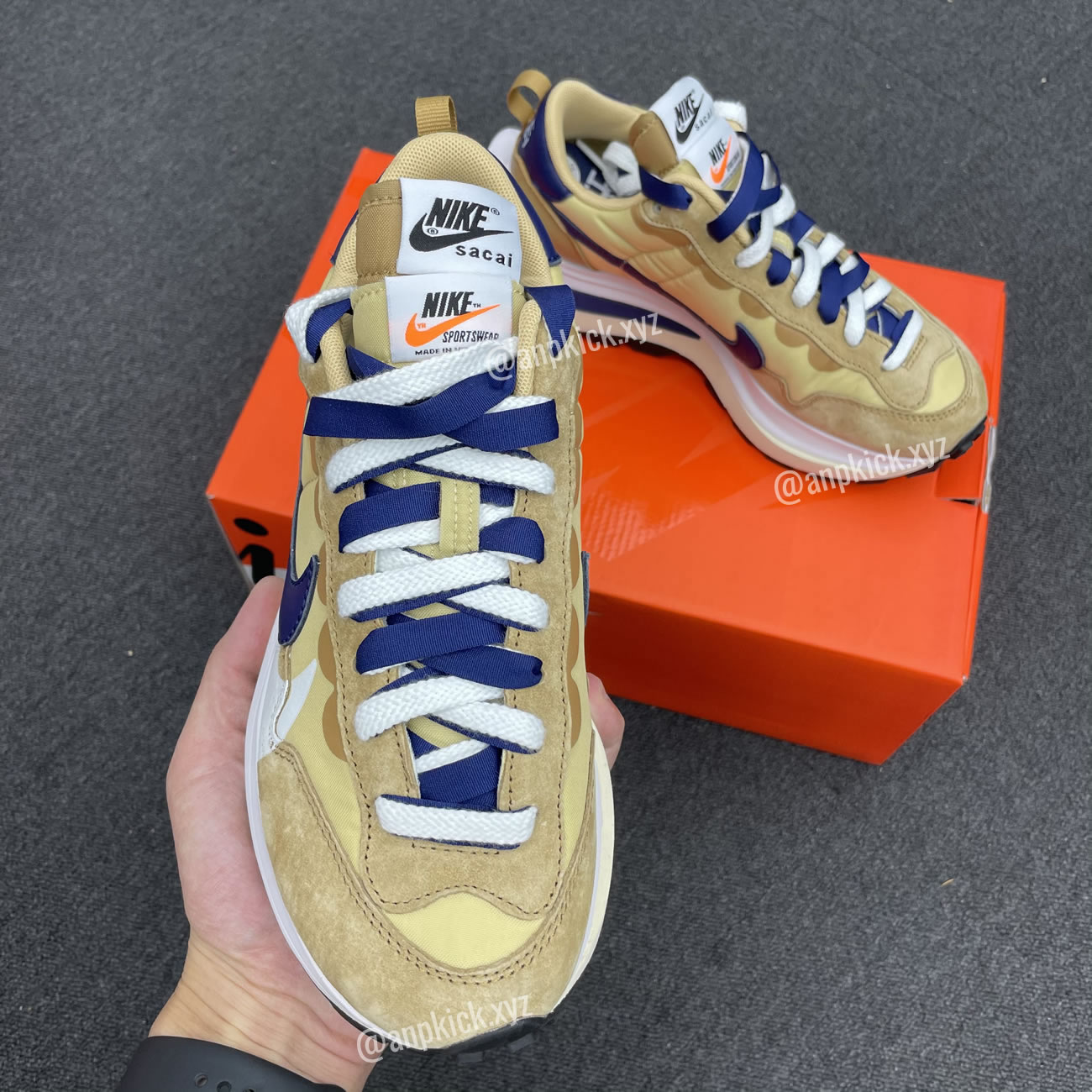 Sacai Nike Vaporwaffle Sesame Dd1875 200 (2) - newkick.cc