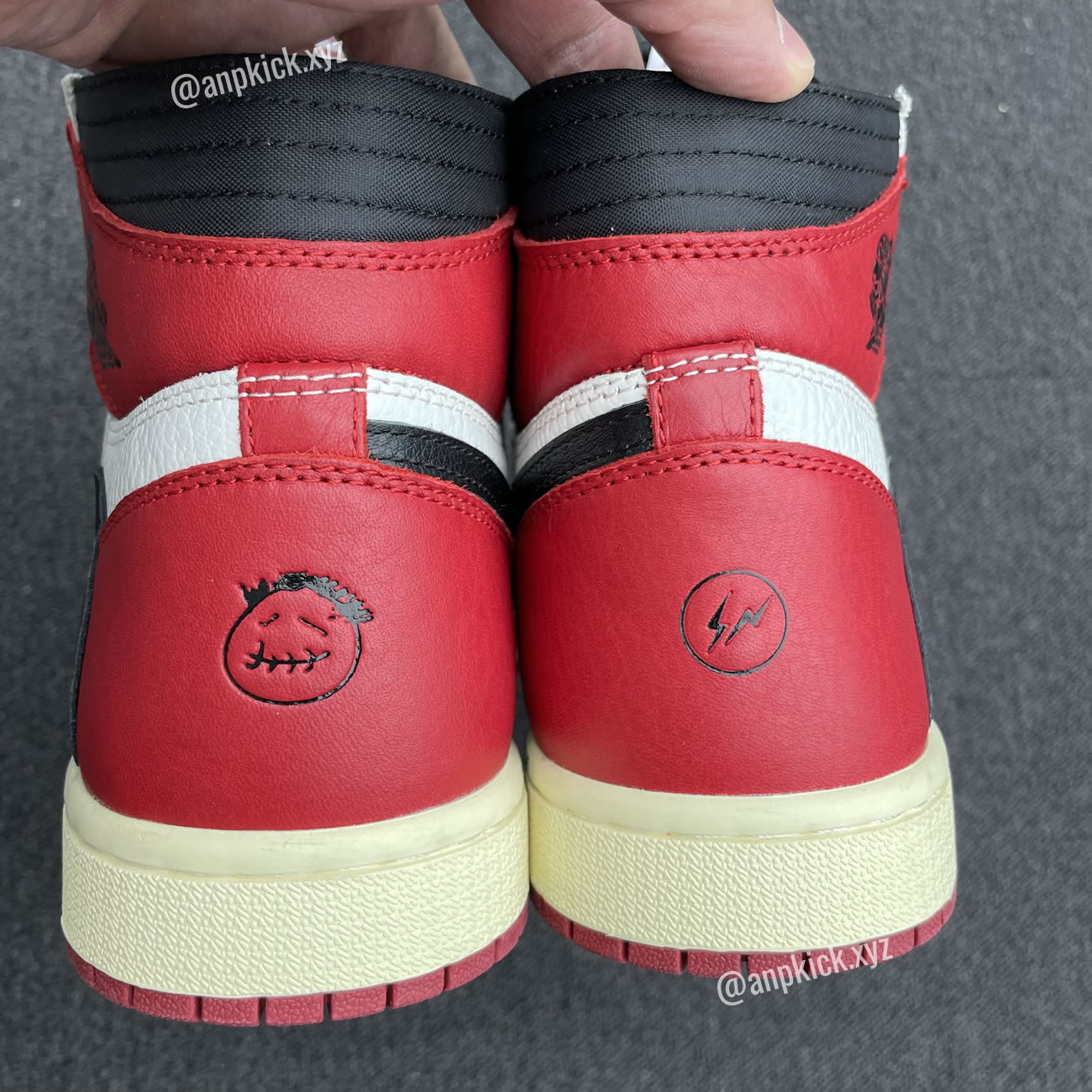 Travis Scott Air Jordan 1 High Og Sp White Red Black Fragment Anpkick Custom Making (5) - newkick.cc