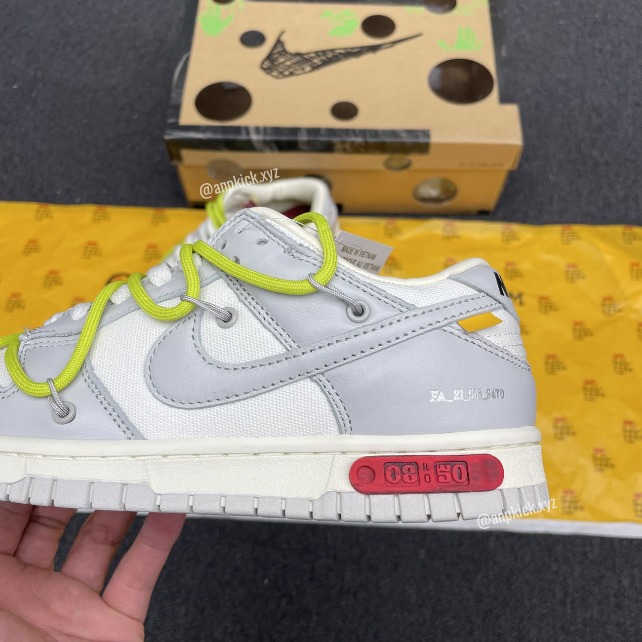 Off White Nike Sb Dunk Low The 08 Of 50 Grey White Yellow Dm1602 106 08 (5) - newkick.cc