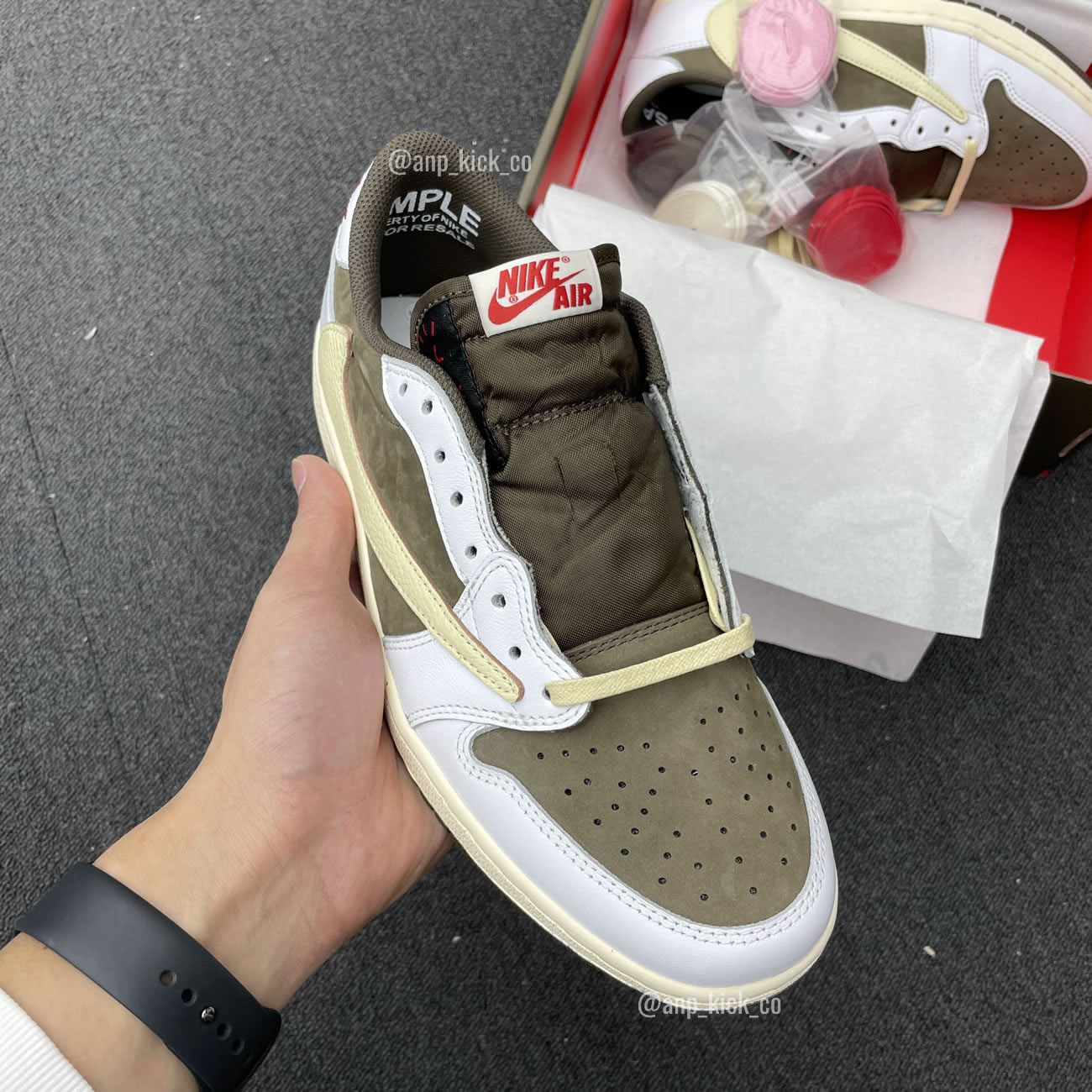 Travis Scott Air Jordan 1 Low White Brown Anpkick Custom Making (3) - newkick.cc