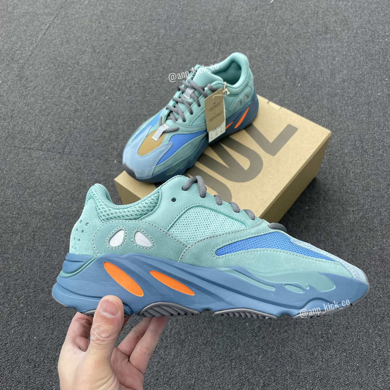 Adidas Yeezy Boost 700 Sea Blue Orange Anpkick Gz2002 (4) - newkick.cc