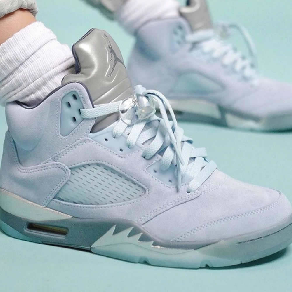 Air Jordan 5 Retro Wmns Blue Bird Dd9336 400 On Feet (1) - newkick.cc