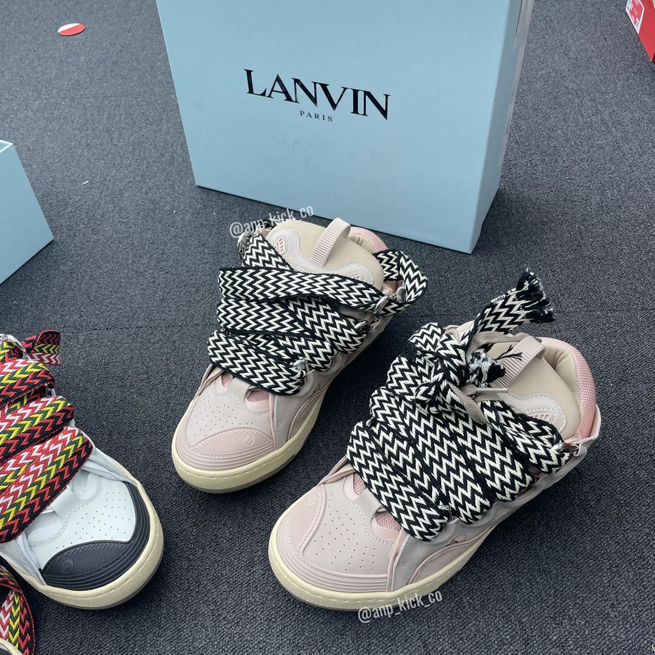 L A N V I N Leather Curb Sneakers Pink Anpkick Drag A2051 (1) - newkick.cc