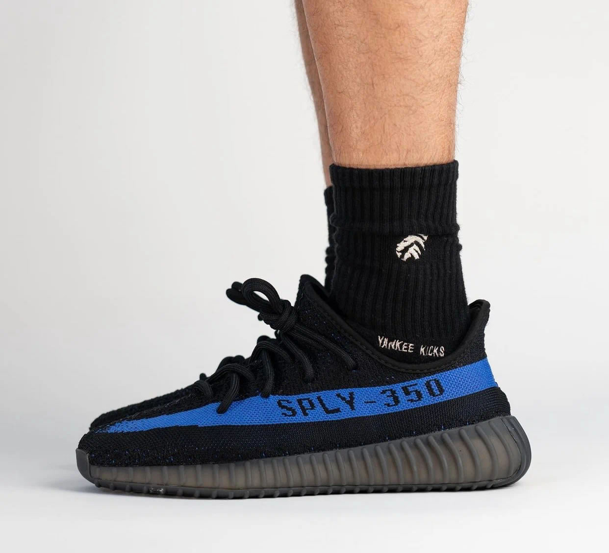 Adidas Yeezy Boost 350 V2 Dazzling Blue Gy7164 On Feet - newkick.cc