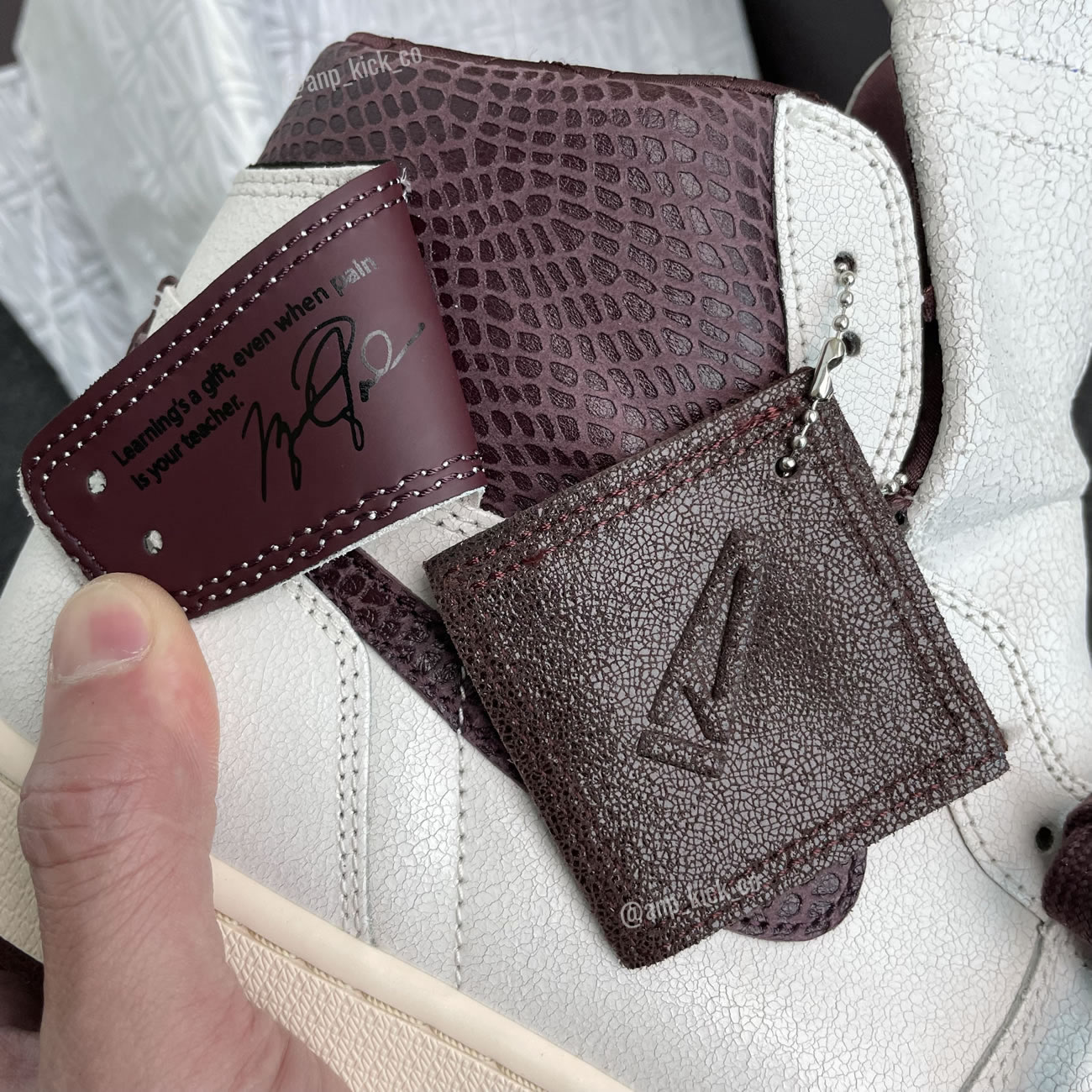 A Ma Maniere Air Jordan 1 High Og Sail And Burgundy Anpkick Do7097 100 (11) - newkick.cc