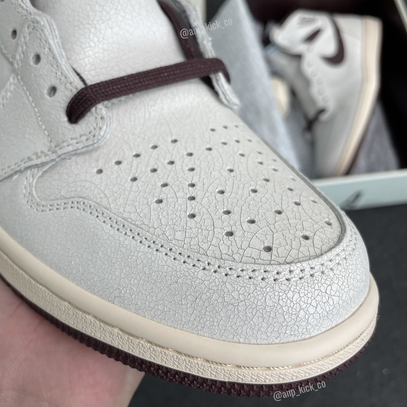 A Ma Maniere Air Jordan 1 High Og Sail And Burgundy Anpkick Do7097 100 (4) - newkick.cc