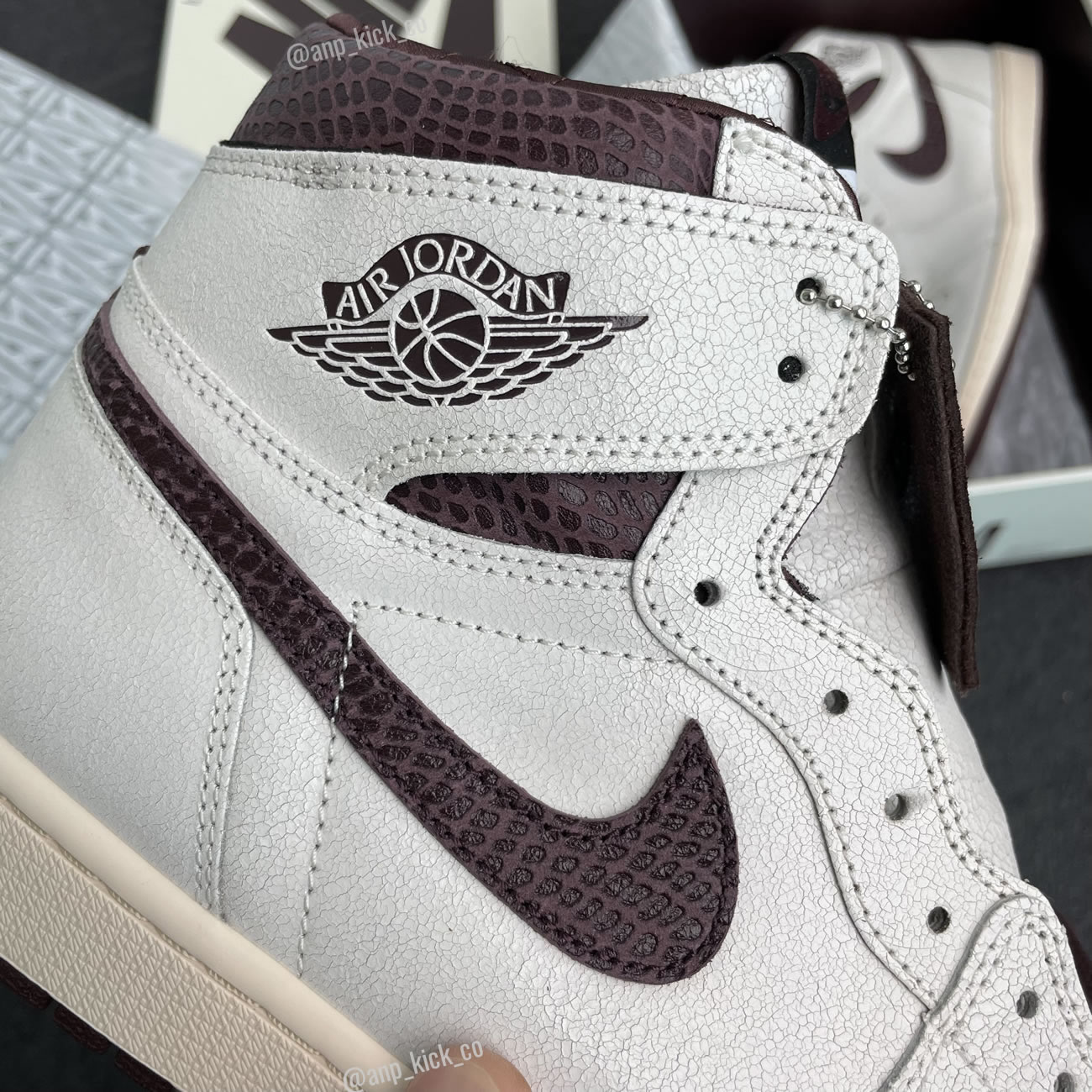 A Ma Maniere Air Jordan 1 High Og Sail And Burgundy Anpkick Do7097 100 (6) - newkick.cc