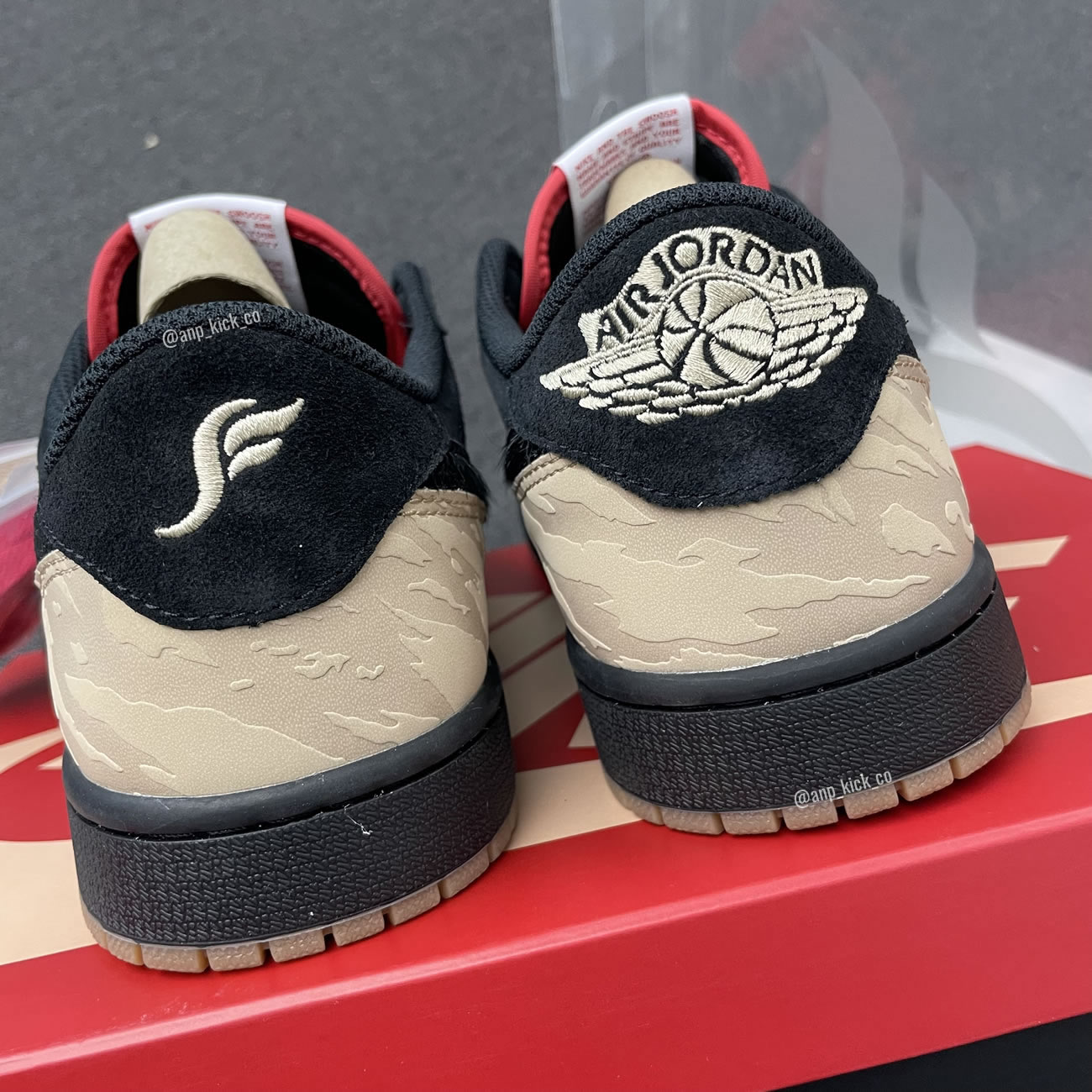 Solefly Air Jordan 1 Low Carnivore Anpkick Dn3400 001 (4) - newkick.cc