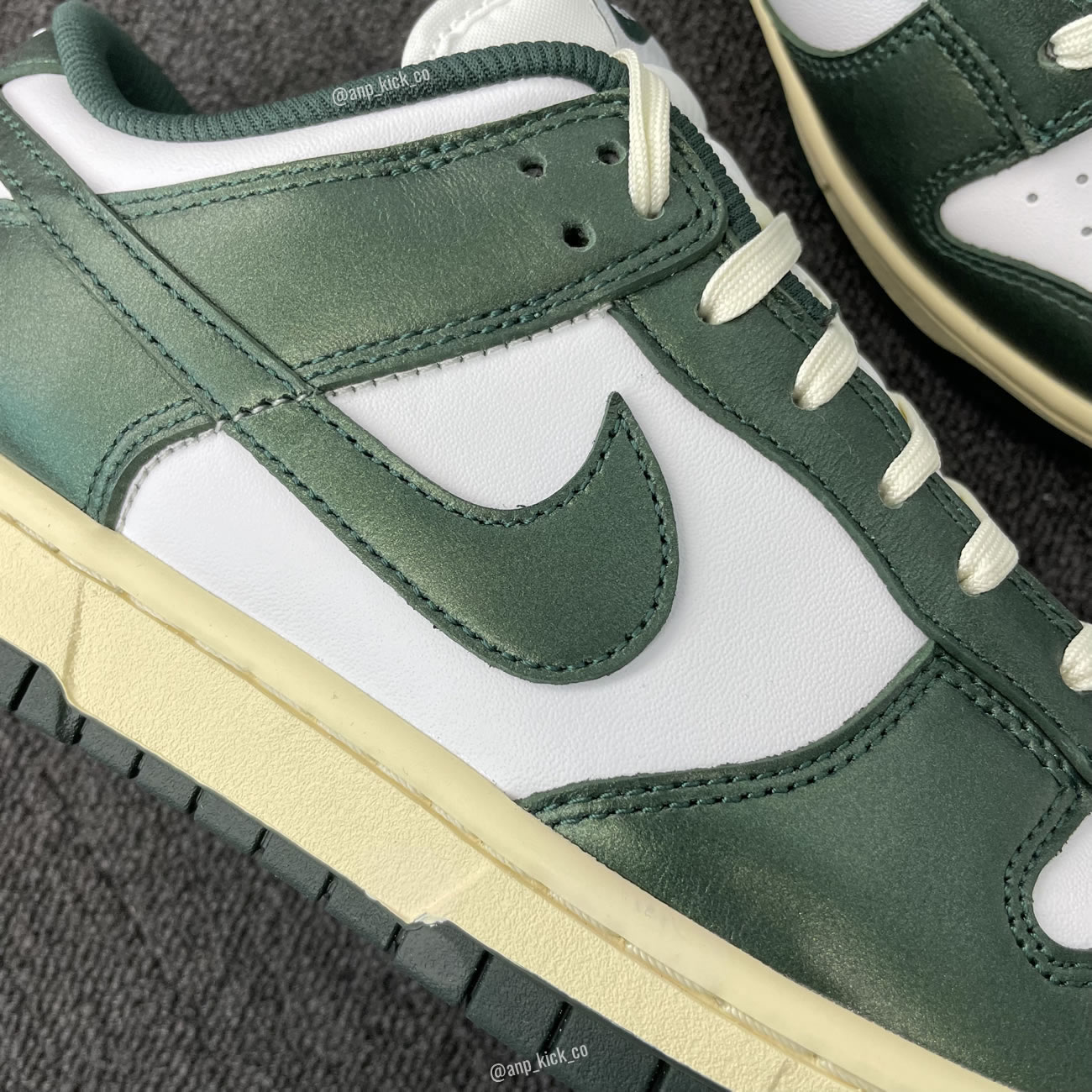 Nike Dunk Low Vintage Green Mens Wmns Anpkick Dq8580 100 (5) - newkick.cc