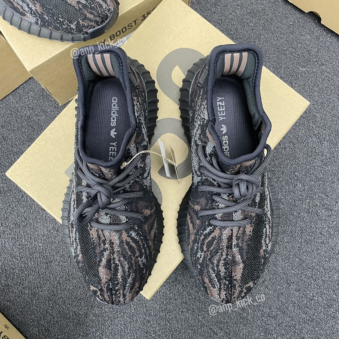 Adidas Yeezy Boost 350 V2 Mx Rock Anpkick Gw3774 (2) - newkick.cc