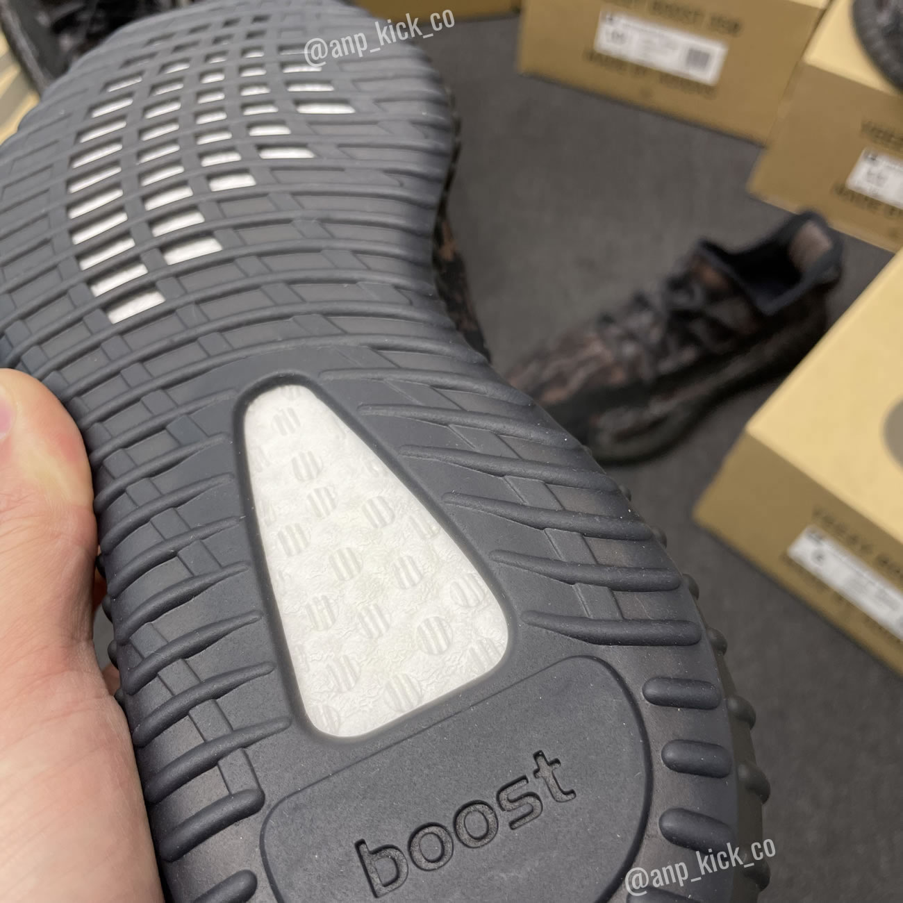 Adidas Yeezy Boost 350 V2 Mx Rock Anpkick Gw3774 (6) - newkick.cc