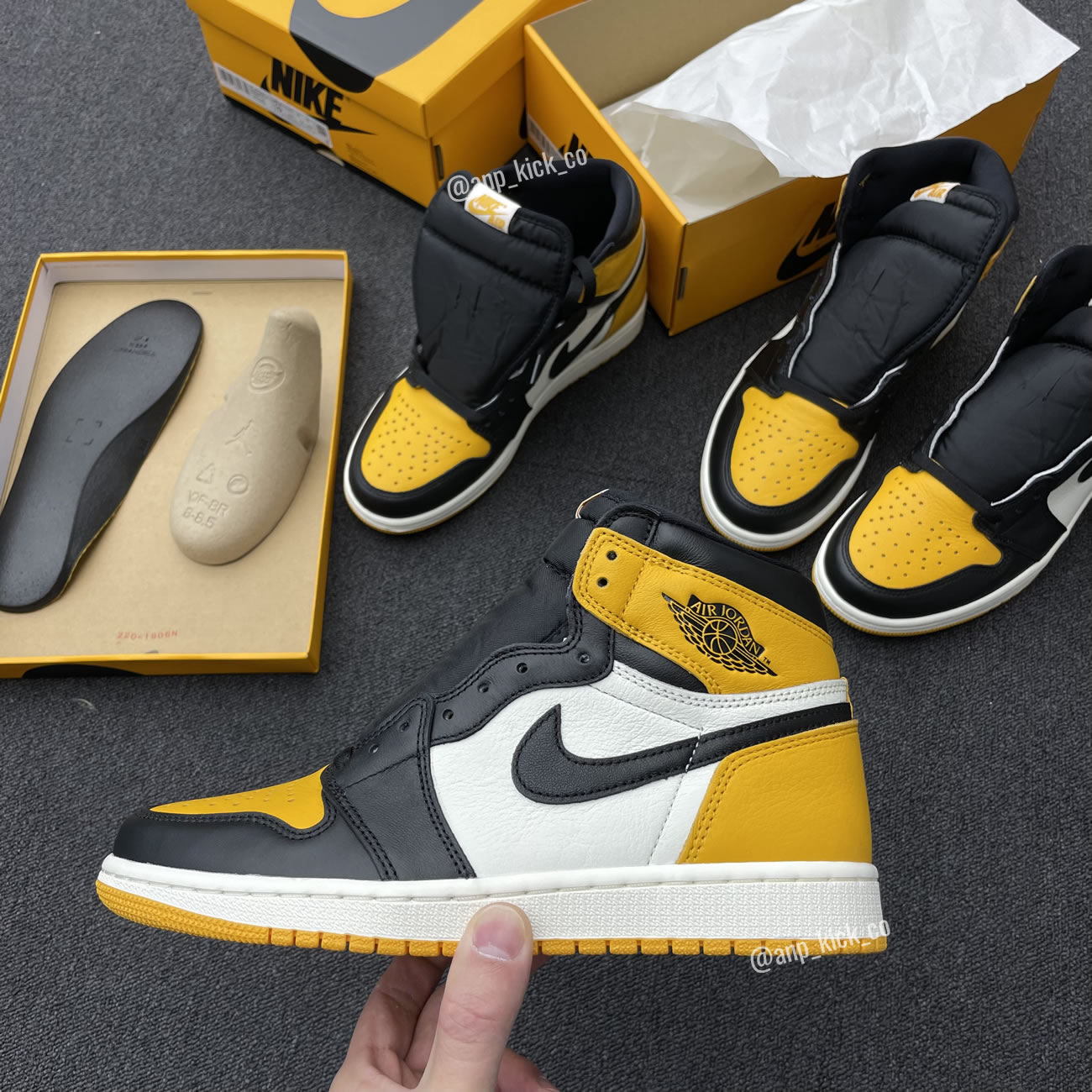 Air Jordan 1 Retro High Og Anpkick Yellow Toe 555088 711 (3) - newkick.cc