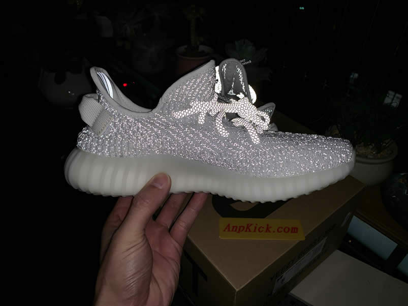 Adidas Yeezy Boost 350 V2 Static Reflective 3m Image Outfits Ef2367 (4) - newkick.cc