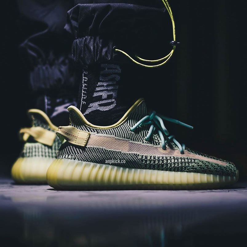 Adidas Yeezy Boost 350 V2 Yeezreel Non Reflective On Feet Release Date Fw5191 (1) - newkick.cc