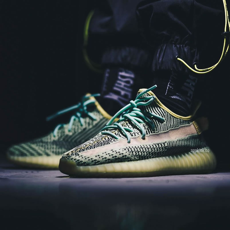 Adidas Yeezy Boost 350 V2 Yeezreel Non Reflective On Feet Release Date Fw5191 (3) - newkick.cc