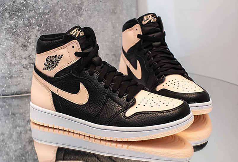 Air Jordan 1 Crimson Tint For Sale On Feet Hyper Pink And Black 555088 081 (2) - newkick.cc