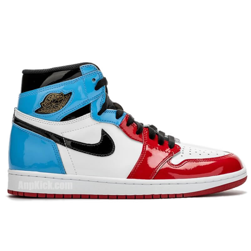 Air Jordan 1 High Og Fearless Mens Womens Shoes On Feet Release Date Ck5666 100 (2) - newkick.cc