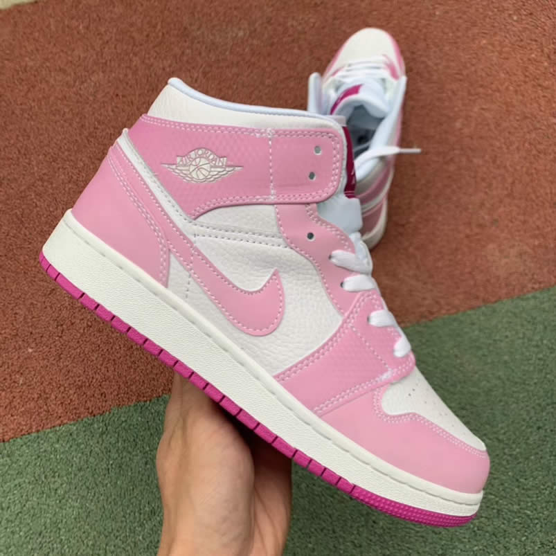 Air Jordan 1 Retro Custom Mid Gs Womens Pink Light Bone Chameleon 555112 Id (1) - newkick.cc