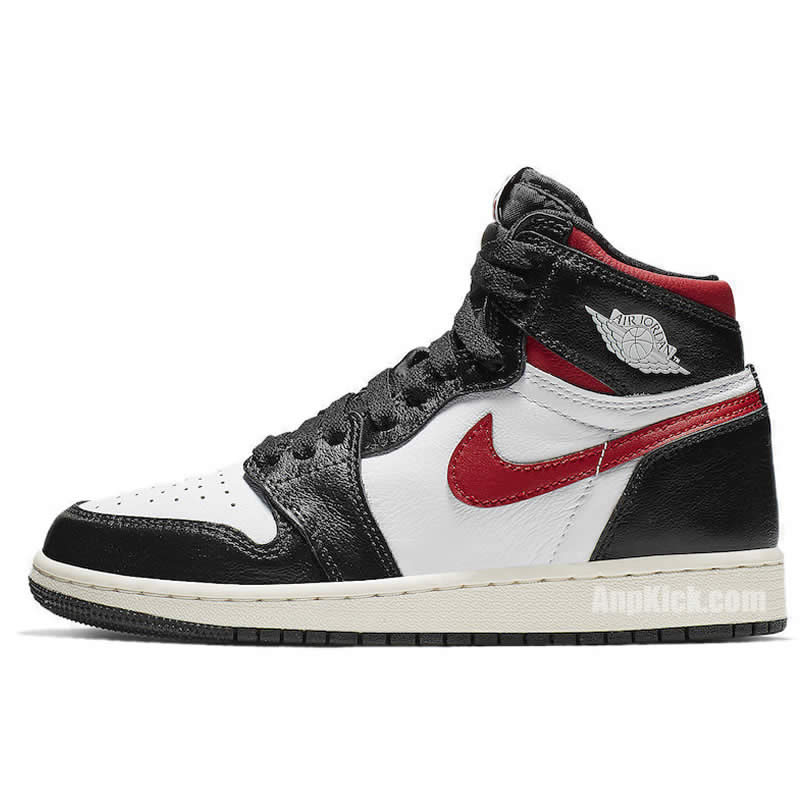 Air Jordan 1 Retro High Og Gym Red Black White 555088 061 (1) - newkick.cc