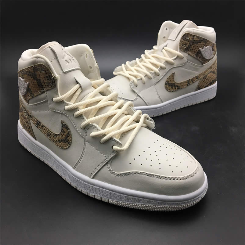 Air Jordan 1 Retro High 'Snakeskin' White Shoes AH7389-004 Pics