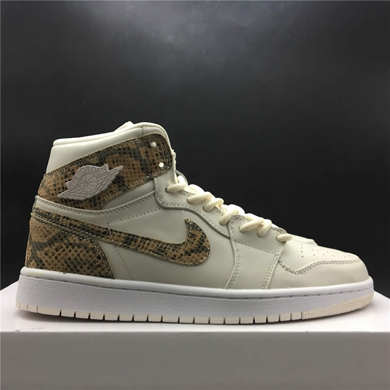 Air Jordan 1 Retro High 'Snakeskin' White Shoes AH7389-004 Pics