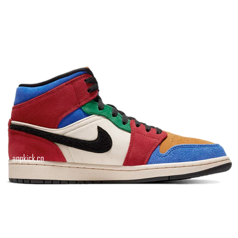 Blue The Great Air Jordan 1 Mid Fearless Outfit Release Date Cu2805 100 (2) - newkick.cc