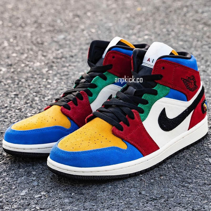 Blue The Great Air Jordan 1 Mid Fearless Outfit Release Date Cu2805 100 (8) - newkick.cc