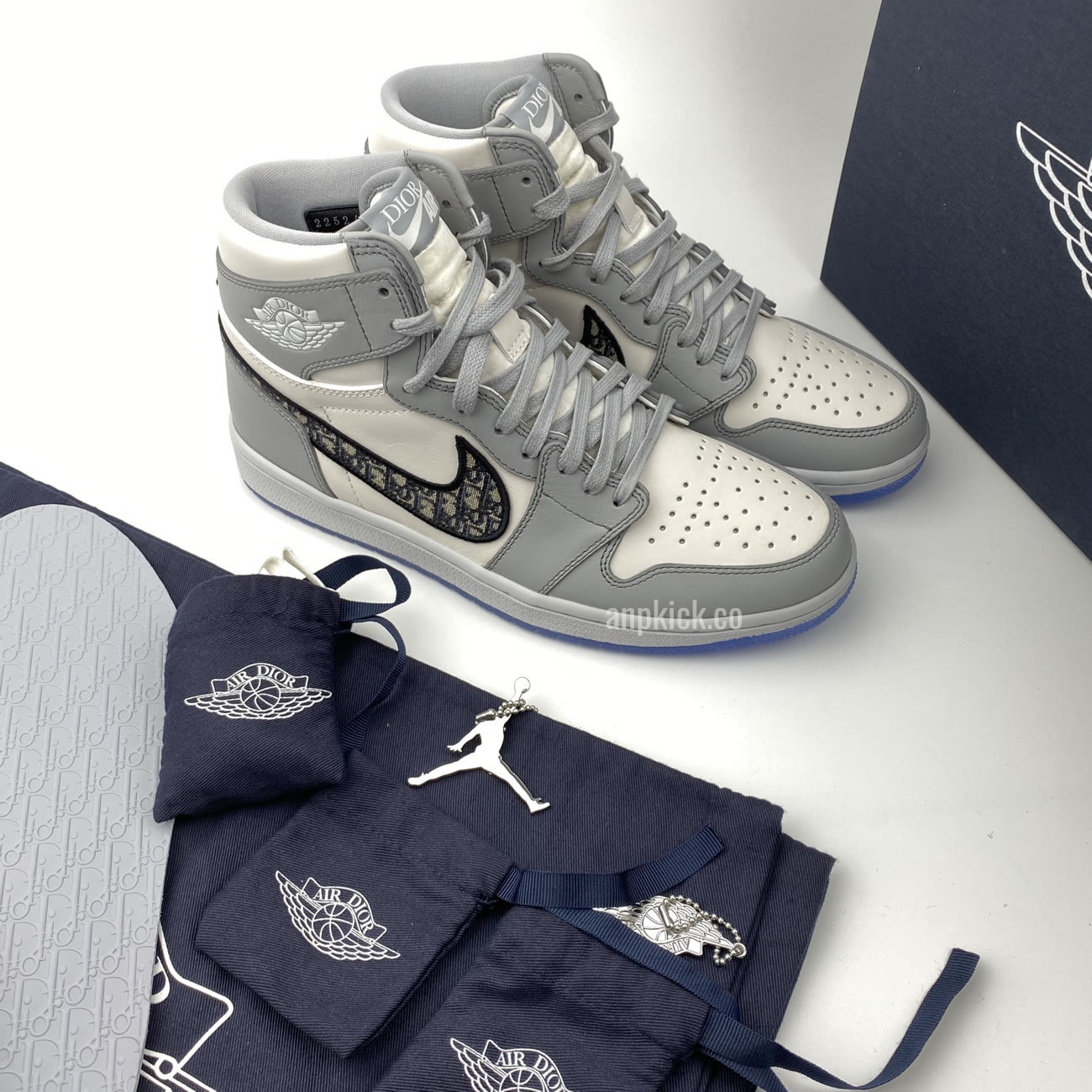 Dior Air Jordan 1 Cn8607 002 Details Anpkickz New High Best Batch (13) - newkick.cc