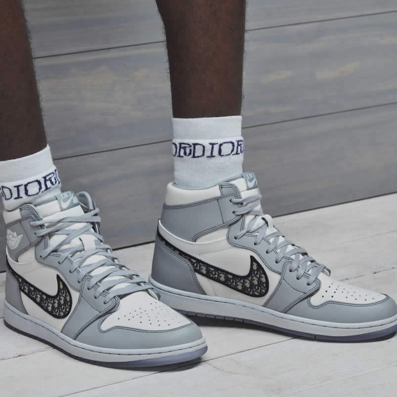 Dior Air Jordan 1 High Og Price Aj1 On Feet Release Date (1) - newkick.cc