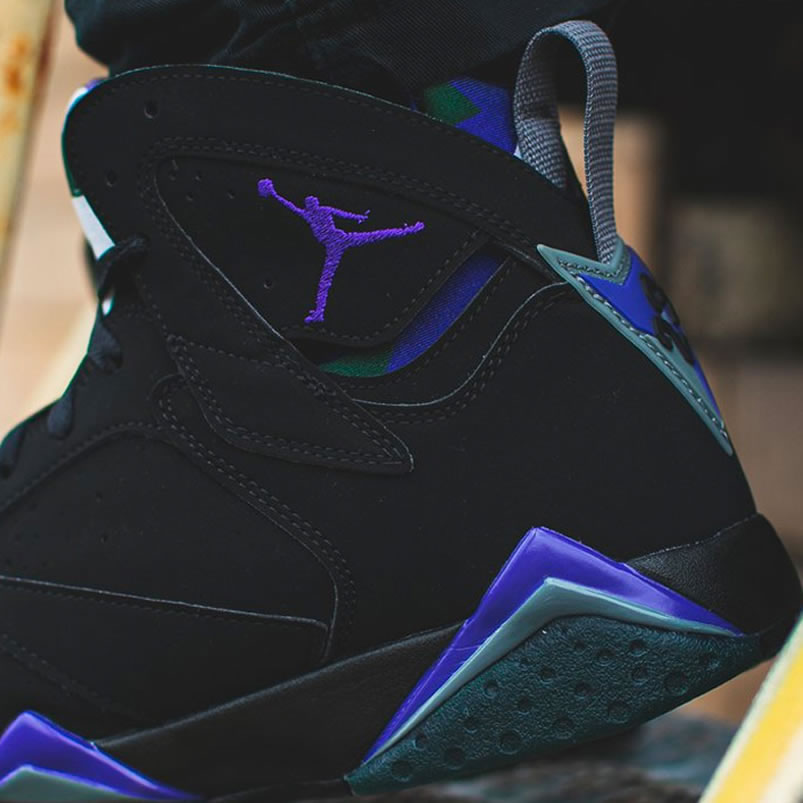 Air Jordan Retro 7 Ray Allen On Foot Pe Black And Purple 304775 053 (4) - newkick.cc