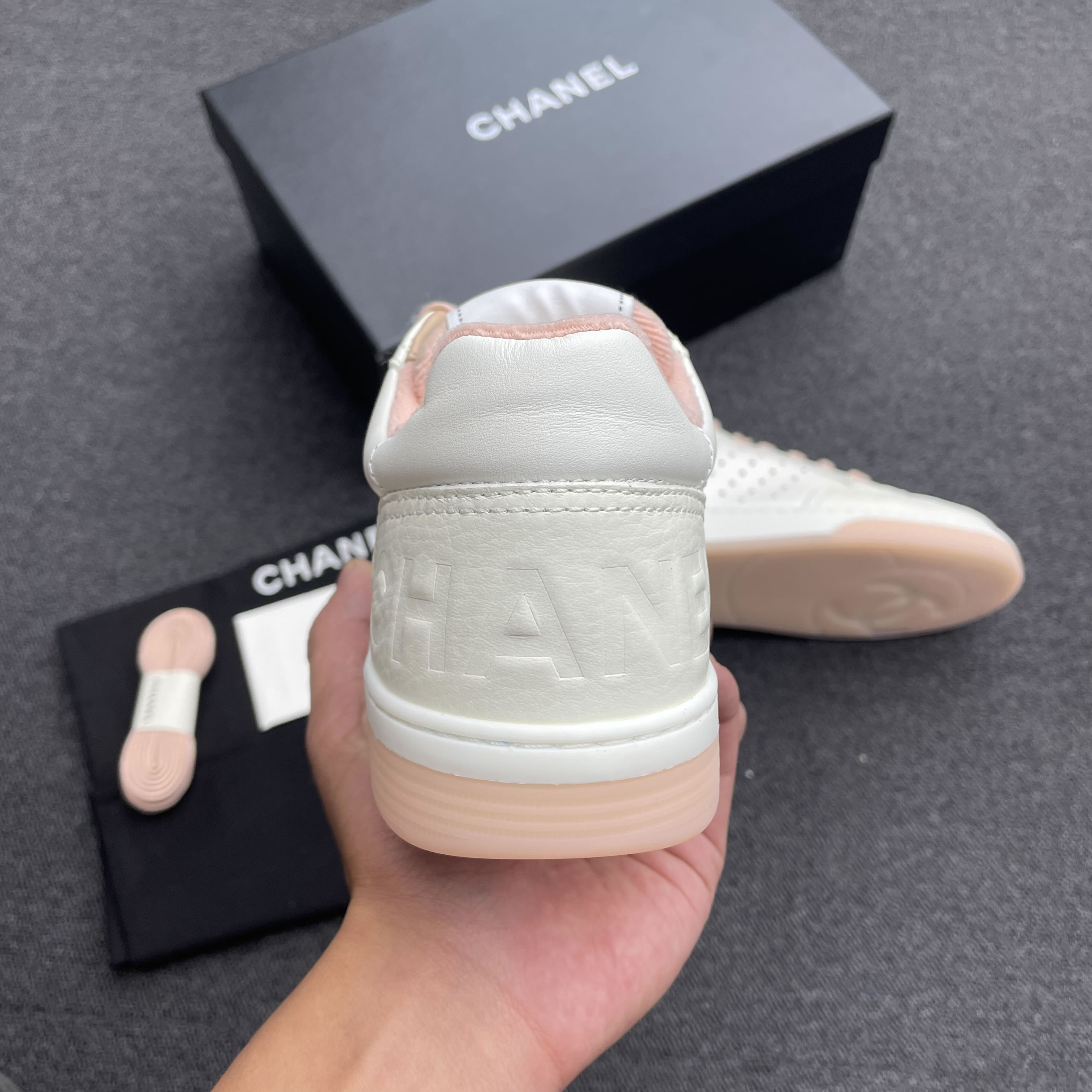 Chanel 22p Trainer White Black Burgundy Light Pink Blue (17) - newkick.cc