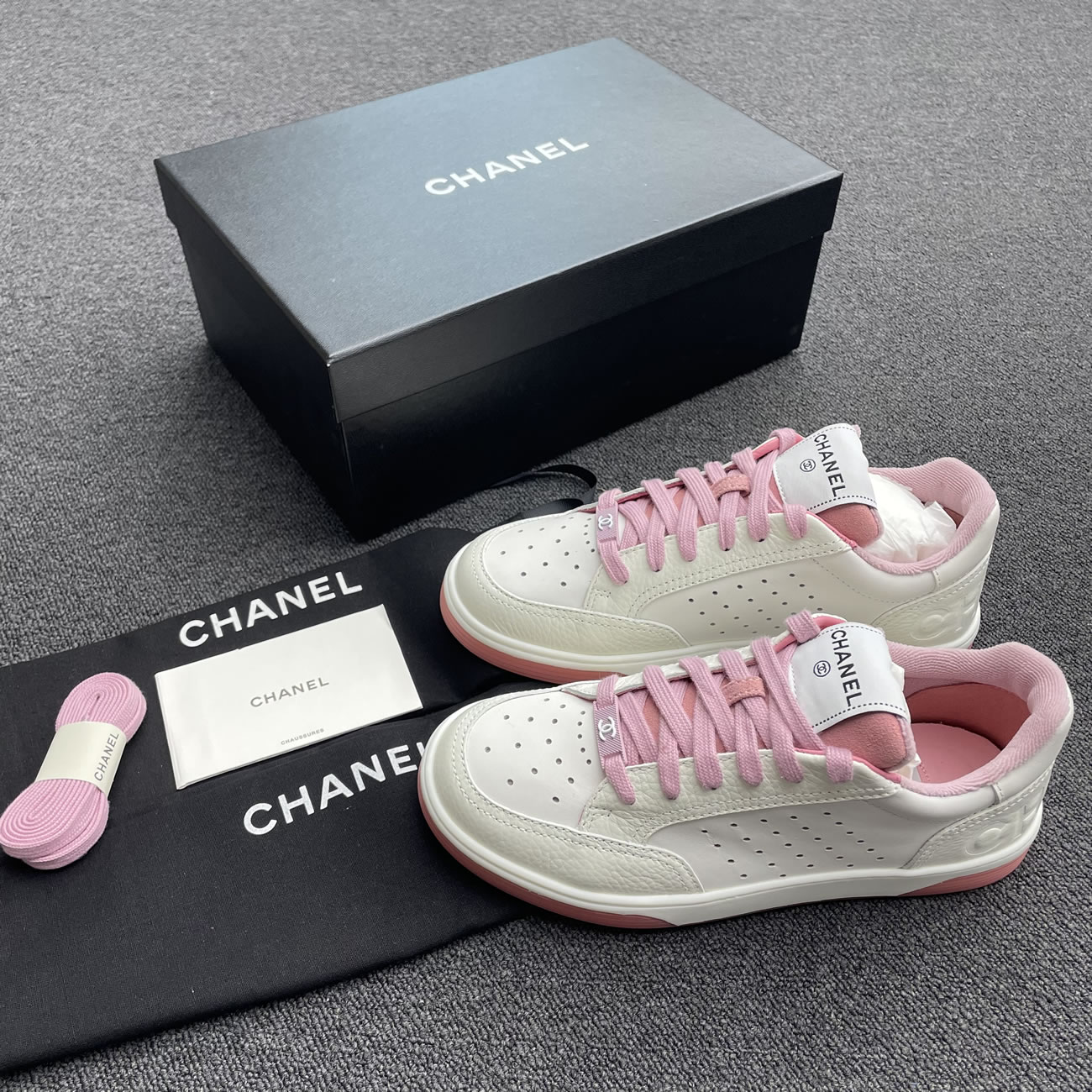 Chanel 22p Trainer White Black Burgundy Light Pink Blue (22) - newkick.cc